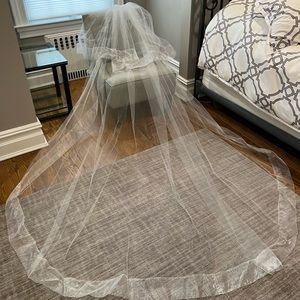 Wedding Veil - Chapel Length